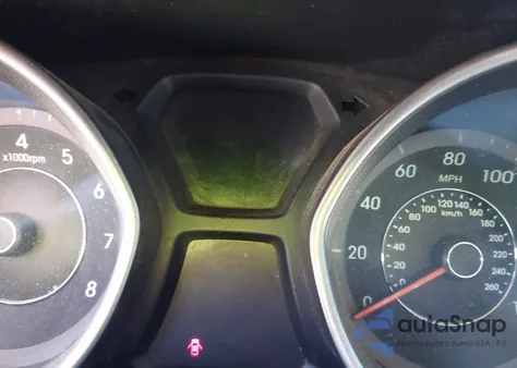 2013 Hyundai Elantra Limited z USA, uszkodzony, nr VIN 5NPDH4AE5DH447833